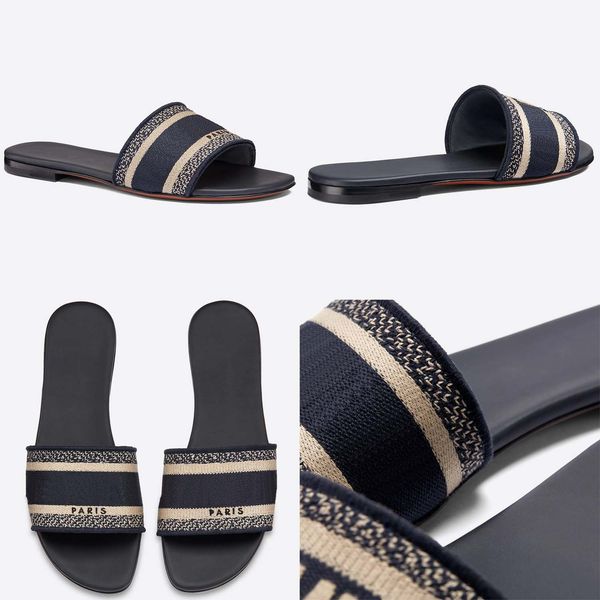 

2022 summer new type of slipper sandals for women wearing flat slippers for leisure korean embroidery beach home, Black