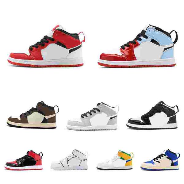

2022 infants 1s designer toddler 1 kids basketball shoes pine green game royal scotts obsidian chicago fashion bred boys girls sneakers mult, Black
