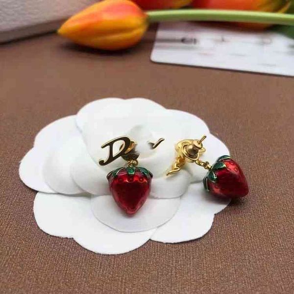 

jewelry letter strawberry drop glue 2022 brass fashion earrings 925 silver needles, Golden
