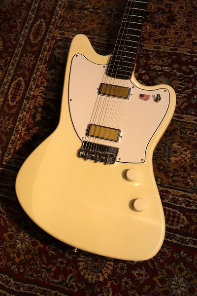 

silhouette pearl white 3.25kg electric guitar