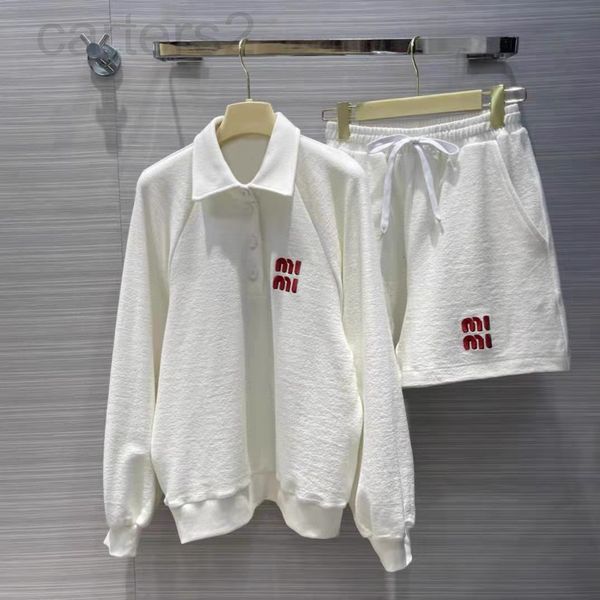 

women's hoodies & sweatshirts designer miu mu 2022 early spring new popl collar button embroidery letter towel sportswear shorts set wo, Black