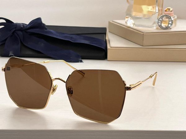 

sunglasses for women men summer 9048 style anti-ultraviolet retro plate square half frame fashion eyeglasses random box, White;black