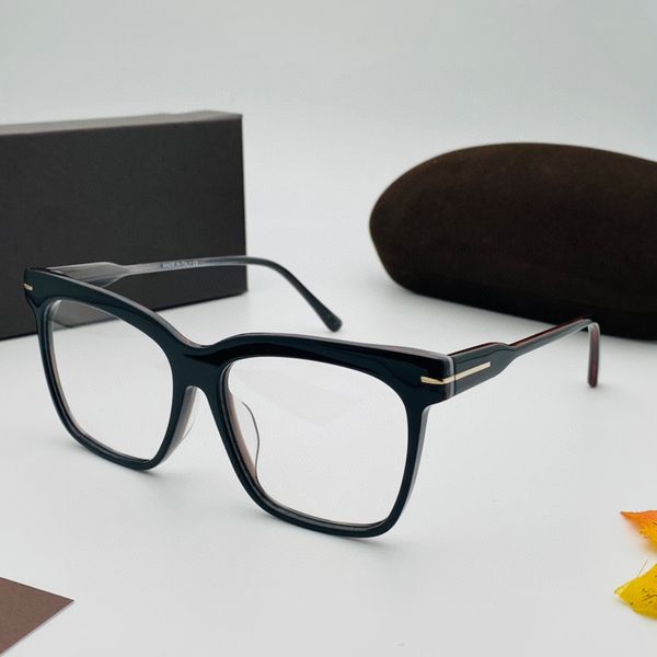 

womens eyeglasses frame clear lens men sun gasses fashion style protects eyes uv400 with case 5768, Silver