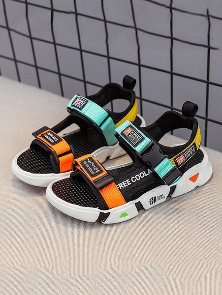 

boys colorblock letter graphic sport sandals she, Black;red