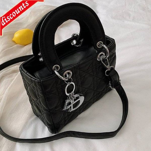 

fashion brand trendy ladies bags direct sale female 2022 new small embroidered thread portable face messenger single shoulder