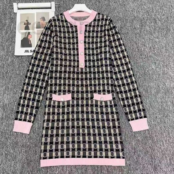 

women's sweaters designer xiaoxiangfeng plaid jacquard round neck wool knitted women's cardigan 2021 early autumn new sweet girl&#, White;black