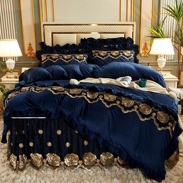 Bettwäsche-Sets, europäisches gestepptes Samt-Bettbezug-Set, Doppelbett, King-Size-Größe, Stickerei, Spitze, luxuriöse Steppdecke, einfarbig, 2 Kissenbezüge, SoftBedding