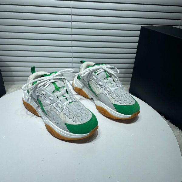 

2022 skateboarding boots one sneakers casual shoes men women sports white black outdoor trainers sneakers hc191009 0520