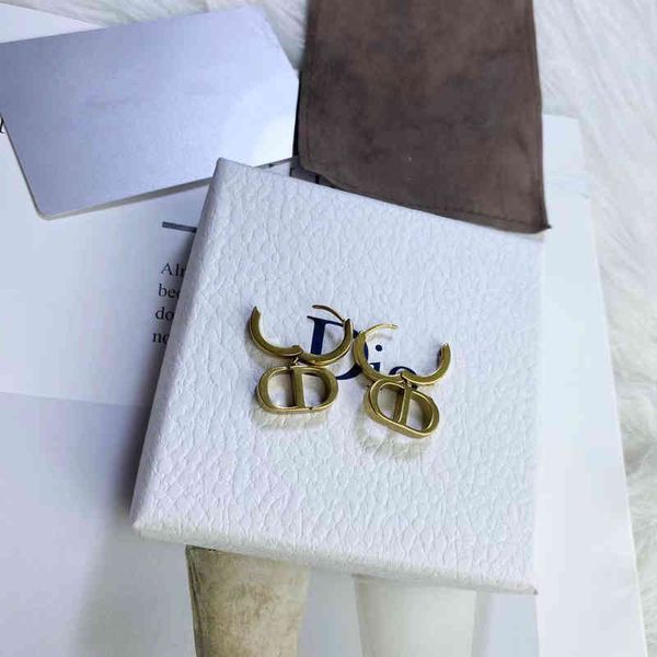 

outlet letter round earrings female simple old hollow out temperament earrings, Golden