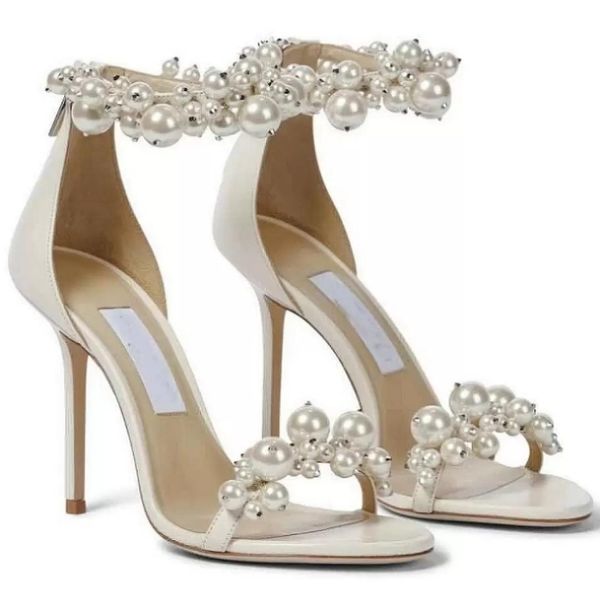 Роскошные сандалии роскошные дизайнерские обувь женская одежда для обуви балета Sacora Ballet Peep Pucs Свадебные белые жемчужные слова пряча женские сандалии с коробкой разных
