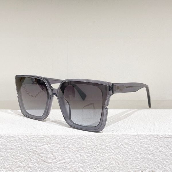 

sunglasses for summer 0990 style anti-ultraviolet retro plate square full frame glasses random box, White;black