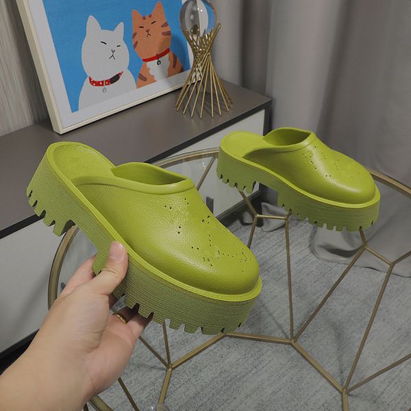 

women's fashion slippers flat bottom punching and carving design unique design beautiful appearance comfortable foot feeling, Black