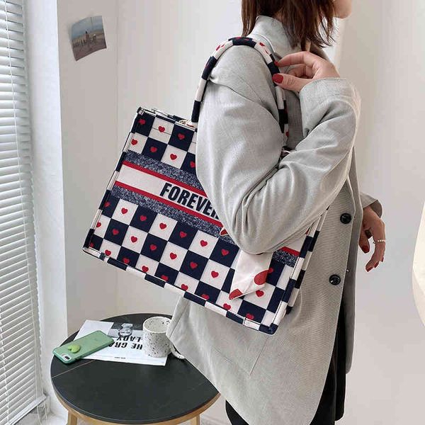 

2022 new designer handbags net red tanabata valentine's day tote female fashion printing love capacity denim