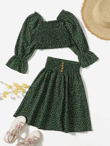 

little girl's polka dot pattern ruffle sleeve short and skirt she, White