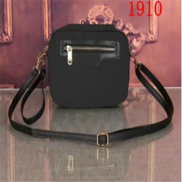 

2022 fashion designer handbags wallet handbag women handbag crossbody soho bag disco shoulder bags fringed messenger purse