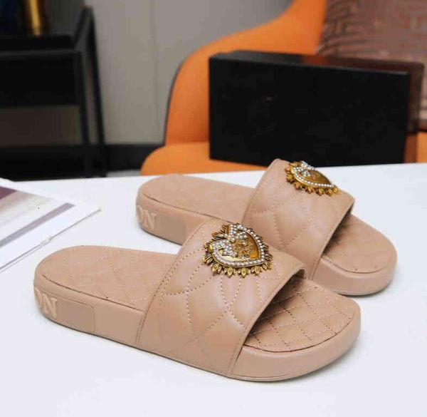 

sandals fashion classics slippers slides leather vamp fluff letter flip flops women shoes striped beach causal slipper home with box dg52501, Black