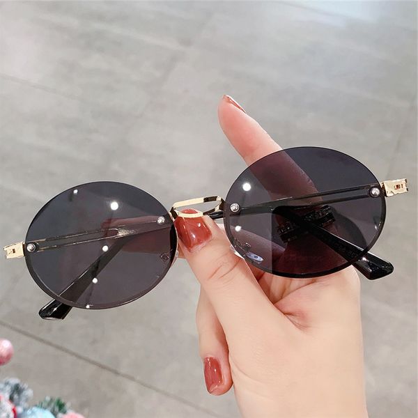 

new small oval rimls sunglass vintage trendy fashion man woman glass popular brand digner personalized uv400 shad, White;black