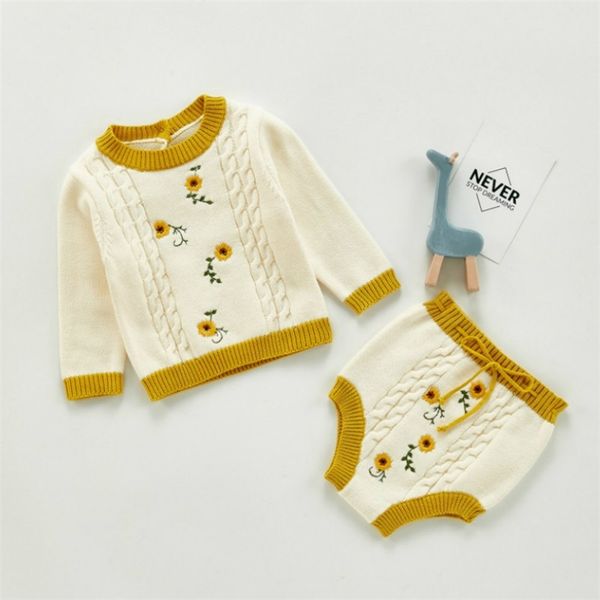 

autumn and winter baby girl handmade embroidered cotton pullover knitted sweater shorts suit born baby girl clothes lj201223, White