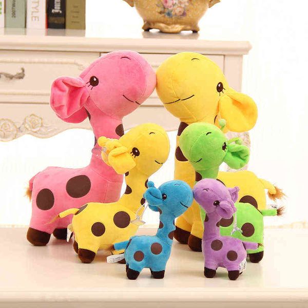 18cm color Deer fofo girafa criativa Cuddle Doll Christmas Gift Home Car Acessórios Pinging Ldren Baby Dia dos Namorados J220729