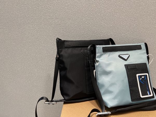

2022 designer nylon shoulder bag for men and women