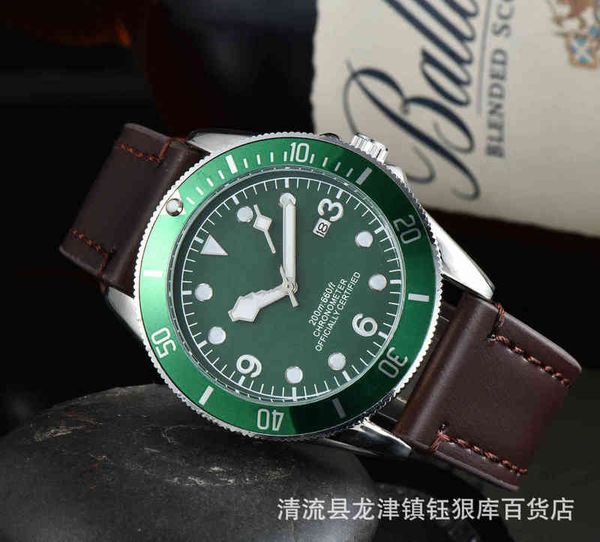 

fashion watches mens montre diamond movement luxury designer watch fashion women's men's tudors f92r jbze uc68uc68, Slivery;golden