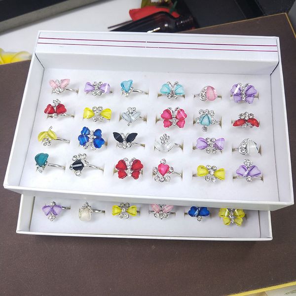 

50pcs/lot fashion classic ring floral crystal rhinestone vintage with side stones ring daily silver butterfly shape wedding party jewelry ri