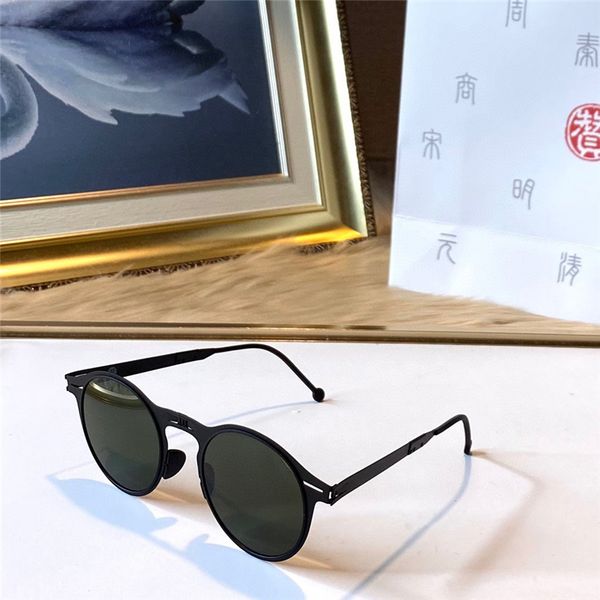 

redefine your vision zhou sunglasses women men summer special foldable style anti-ultraviolet retro plate full frame random box, White;black