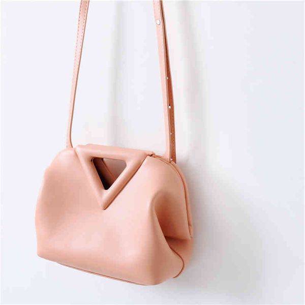 

bottegas point venetas cloud inverted triangle bag 2022 v-neck fashion leather women's3 iebc