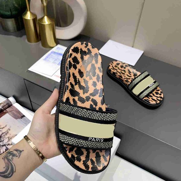 

summer leopard slippers summer women beach platform slides shoes designer flat heels open toe printed slippery sandals 5 colors, Black
