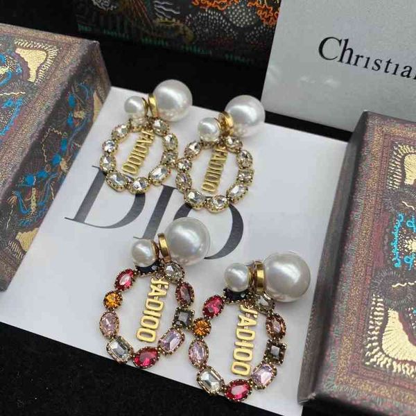 

factory outlet new inlaid color diamond pearl letter women's simple brass classic earrings, Golden
