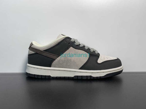 

high a+++ quality skateboard shoes katsuhiro Ã´ tomo duks low pro steamboy ost gray/black gris/noir furky suede outdoor trainers ship shoebox