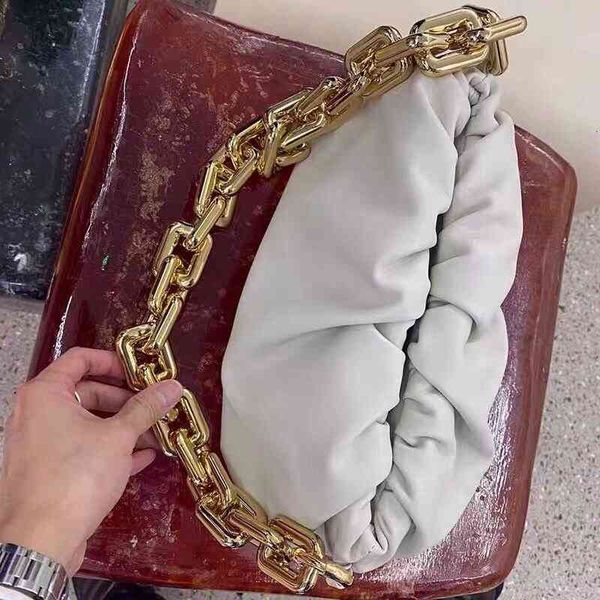 

original edition venetass's luxury bottegas'ss handbags thick chain l 2022 cloud leather net red underarm chest metal female messe