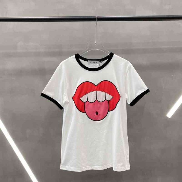 

women's t-shirt fashionable and versatile women's league style summer red lips pasted cloth printed embroidery short slim cut bang, White