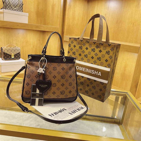 

women's trendy niche fashion tote simple and versatile capacity portable large