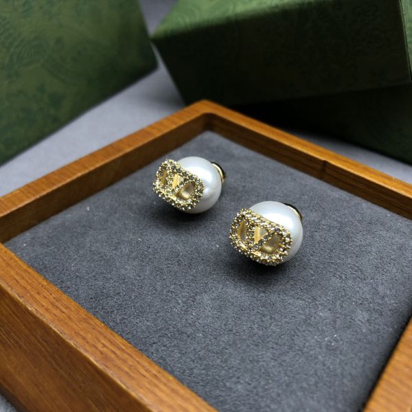 

factory retail wholesale charm fashion pearl gold zircon stud earrings design luxury brand jewelry designer letter v pendant women 18k gold, Golden;silver