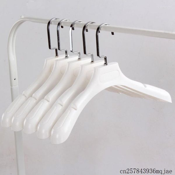 Cabide de roupas 50pcs para casacos vestes e suportes de pano de pele grossa ombro largo ombro branco plástico racks de racks