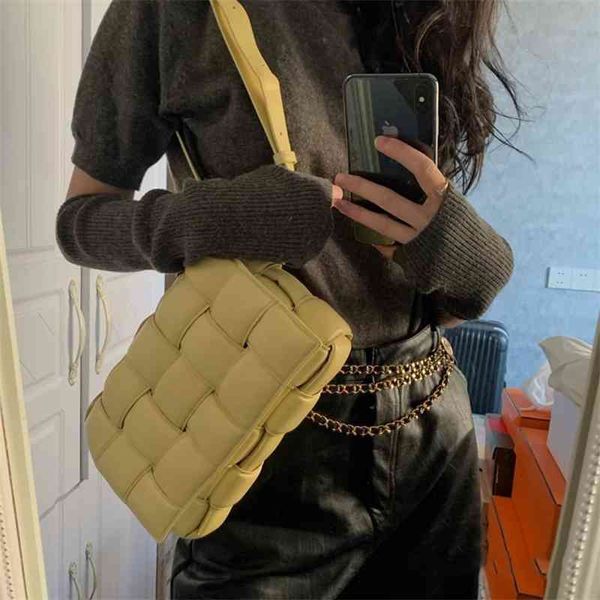 

original edition brand handbags venetas's designer bag bottegass leather 2022 trend shoulder belt woven fashion pillow versatile one me