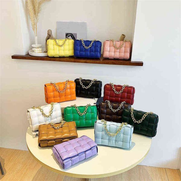 

designer women's messenger bags 2021 handbag chain shoulder bag luxury female crossbody bags lady weave flap bags x220331