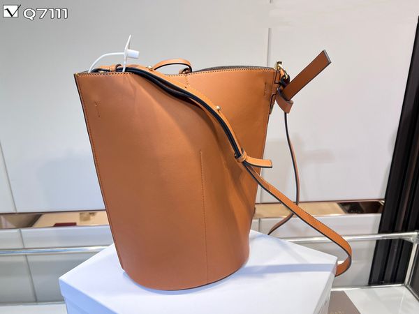 

lowe 2022 anagram gate bucket calfskin bucket bag shoulder bag diagonal womens luxury gift for birthday valentines mothers day