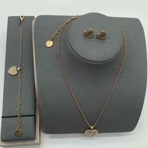 

factory outlet new year suit temperament versatile net red same love diamond inlaid fashion jewelry set, Silver