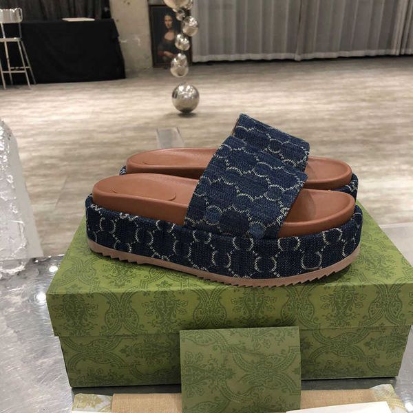 

2022 fashion womens sandals slippers designer luxury high heels flip flops shoes embroidered platform rubber sandal leather shoal casual, Black