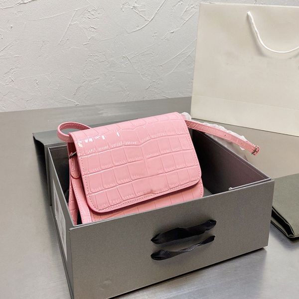 

women square flap bag shoulder crossbody bags crocodile pattern fashion letter lacquered handbag genuine leather lady plain mini purse high