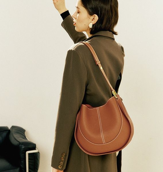 

genuine leather one-shoulder bags women bags trendy large-capacity portable female fashion totes messenger bag large capacity handbag small