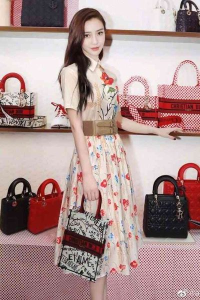 

lqme yang ying baby star same dress female 2021 spring and summer new cotton printed belt pure skirt d home, Black;gray