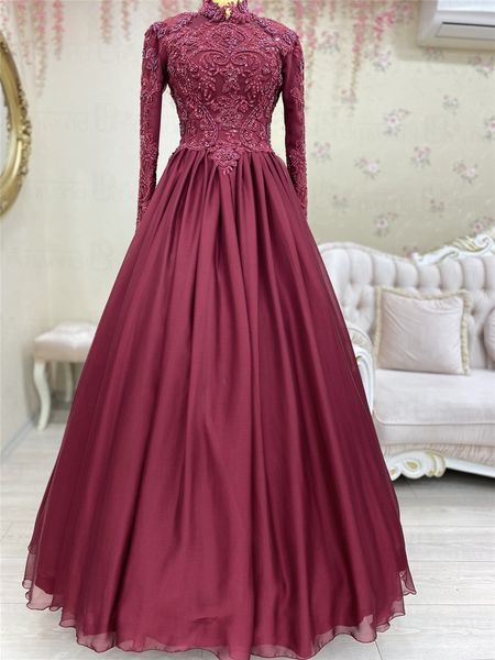 Claret Vermelho Red Lace Muslim Formal Engajed Prom Vestido Alto Neck Frisado Appliques Dubai Árabe Mangas compridas Vestidos de noite para as mulheres