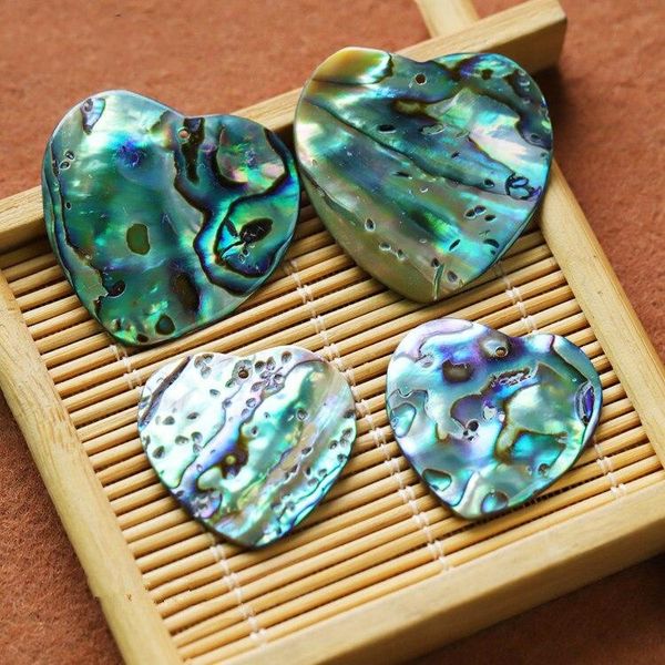 Collane a ciondolo 20pcs/lotto Abalone naturale guscio di perle sciolte a forma di cuore fai-da-te Accessori gioielli con perline fatti a mano