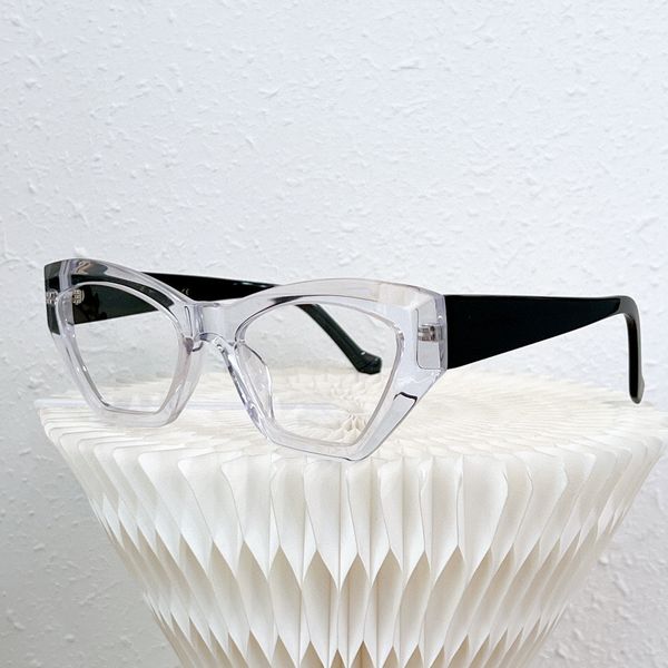 

womens eyeglasses frame clear lens men sun gasses fashion style protects eyes uv400 with case 400363, Silver