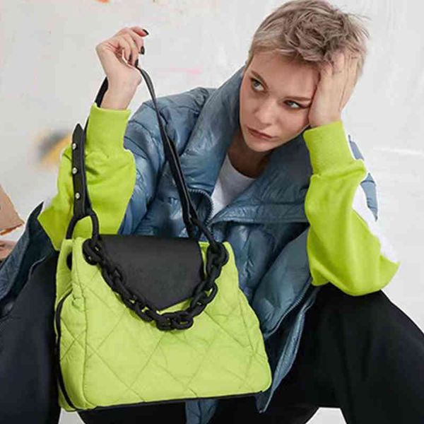 

luxury padded cotton feather down tote handbags criss cross quilted design sling pillow bags big chain shoulder purses 220607