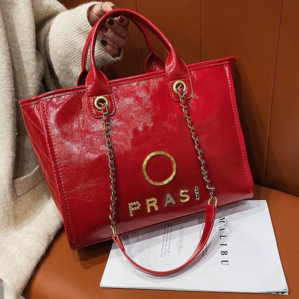 

luxury women's fashion handbags evening bags ch designer metal letter badge tote bag small mini body leather beach handbag large female