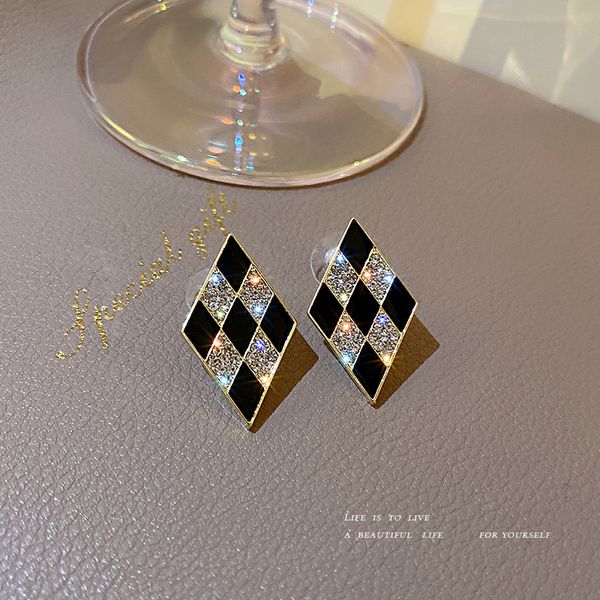 

925 silver needle korean 2021 simple personality diamond diamond design sense earrings fashion advanced eardrops, Golden